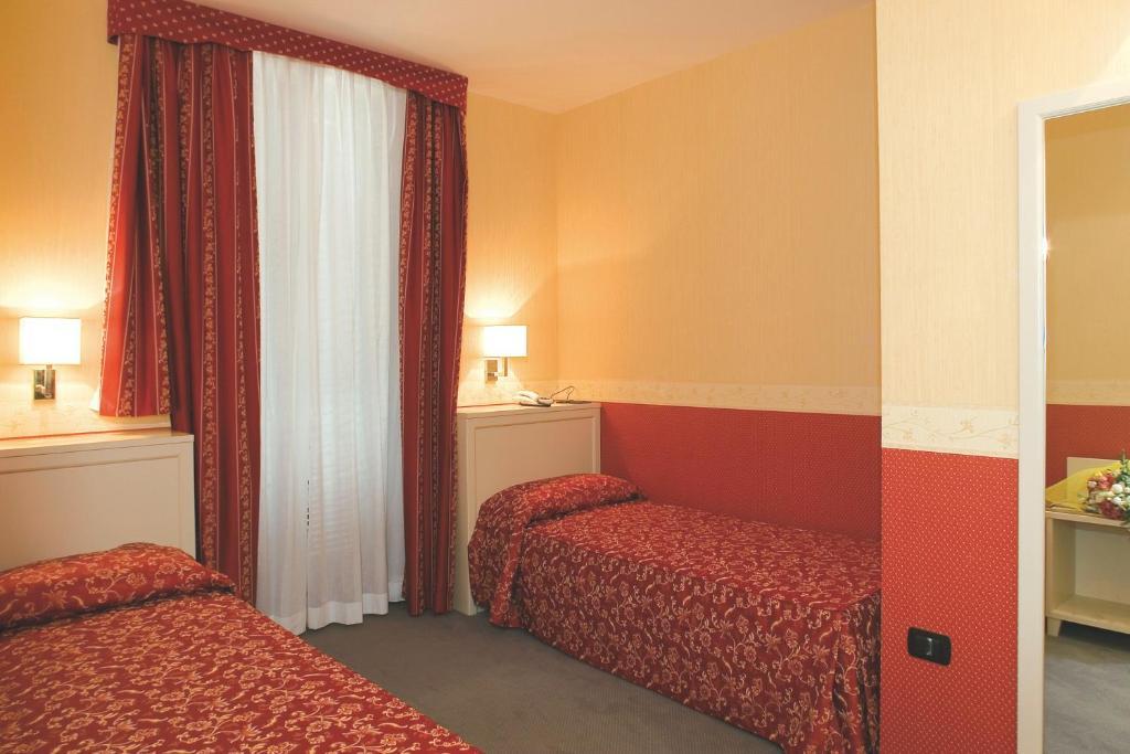 Hotel Mosca Monza Kamer foto
