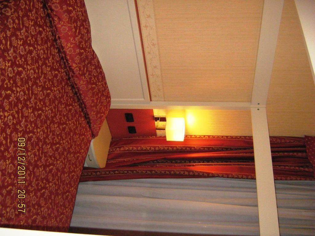 Hotel Mosca Monza Kamer foto