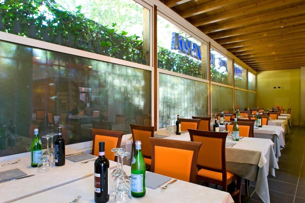 Hotel Mosca Monza Buitenkant foto