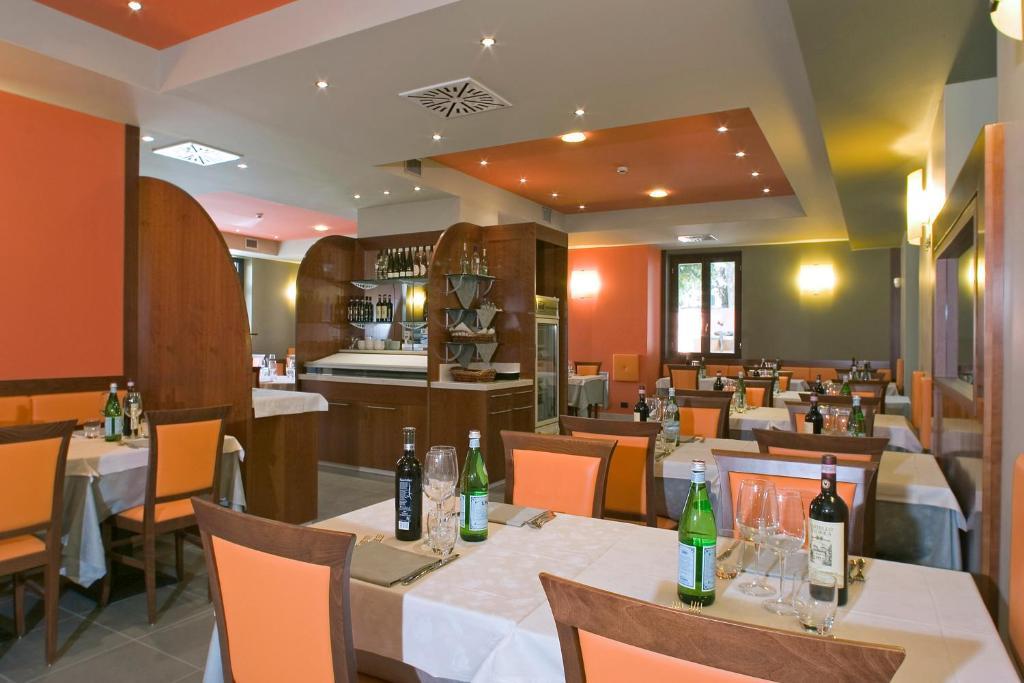 Hotel Mosca Monza Buitenkant foto
